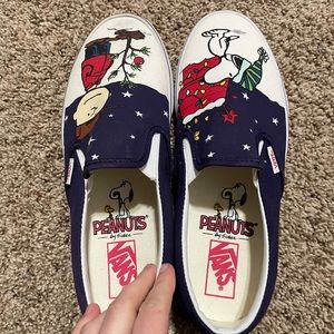 DISCONTINUED PEANUTS X VANS XMAS SHOES FROM GOAT